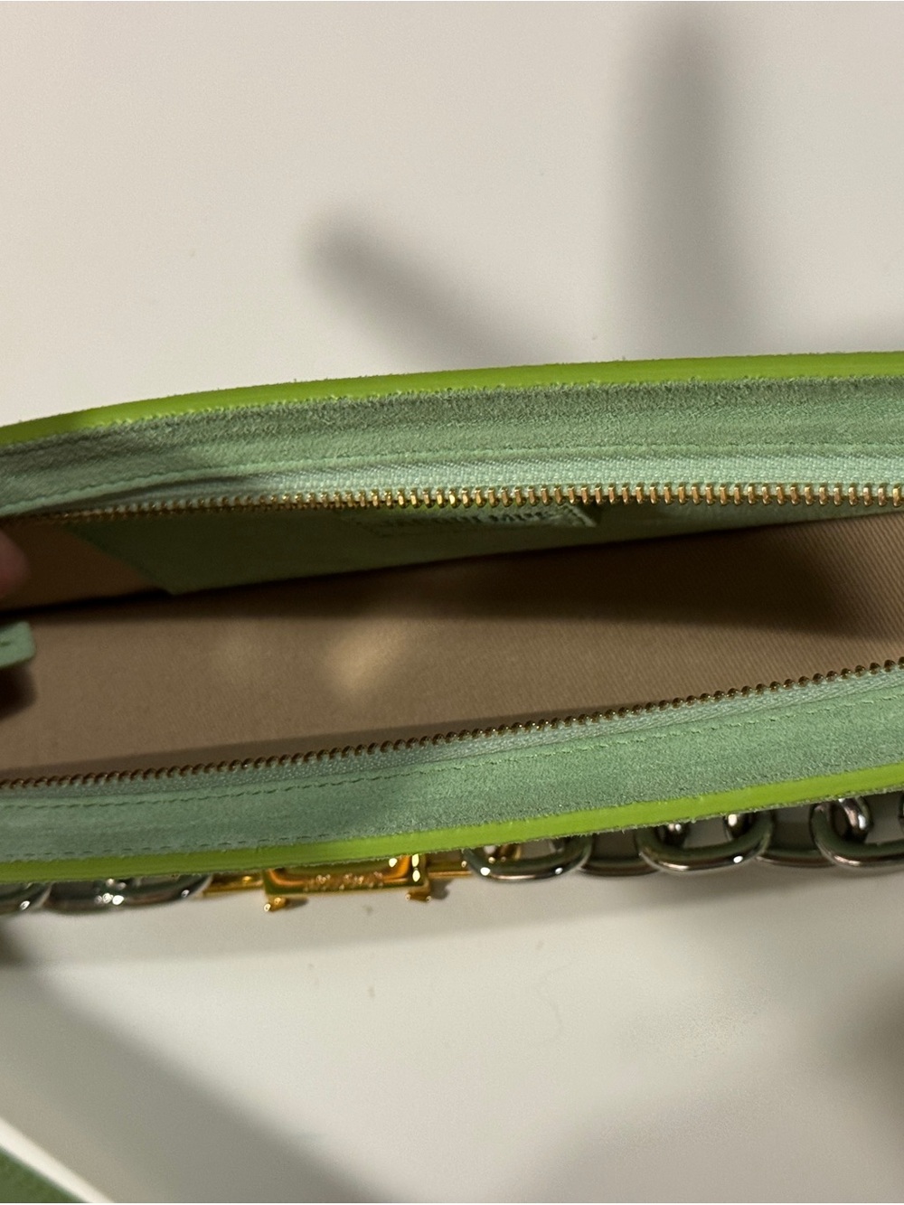Jacquemus Le Ciuciu Suede Shoulder Bag in Green - Picture 9 of 14